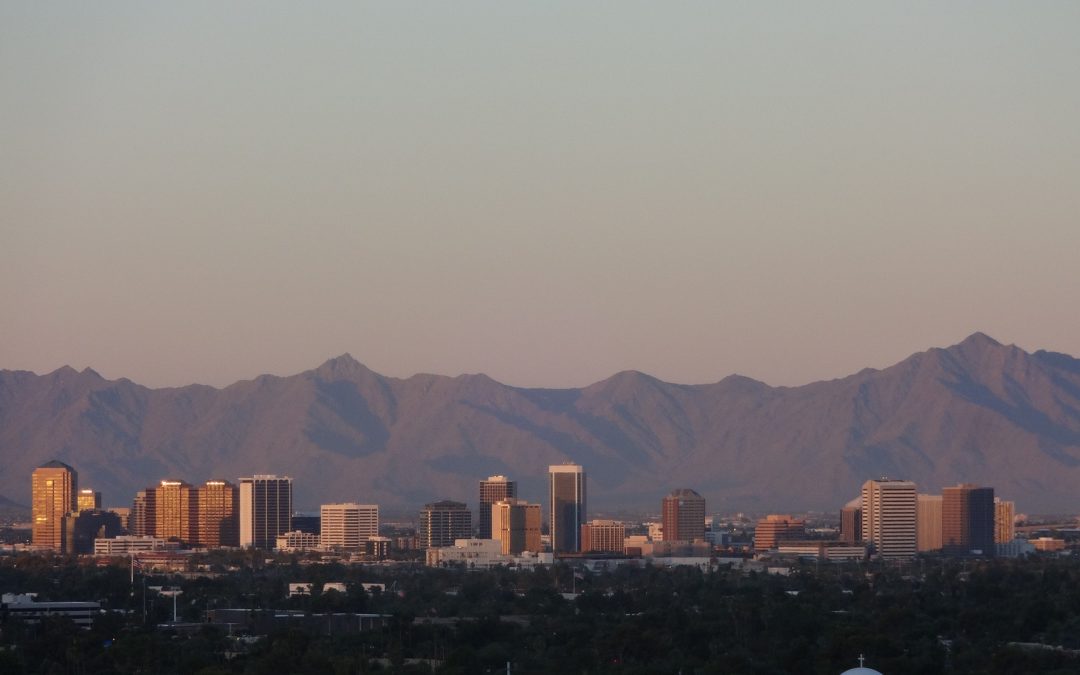 dog-friendly cities phoenix - cityscape of Phoenix